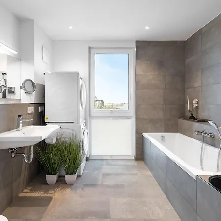 Beachviewfour- 3og, Meerblick, Balkon, Kamin, Sauna Apartament Olpenitz