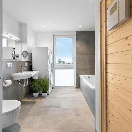 Beachviewfour- 3og, Meerblick, Balkon, Kamin, Sauna * Olpenitz