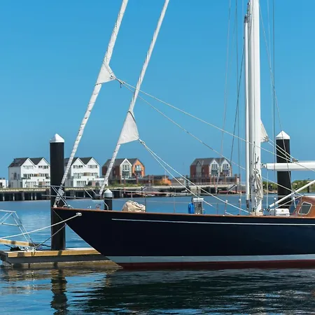 Beachviewfour- 3og, Meerblick, Balkon, Kamin, Sauna * Olpenitz